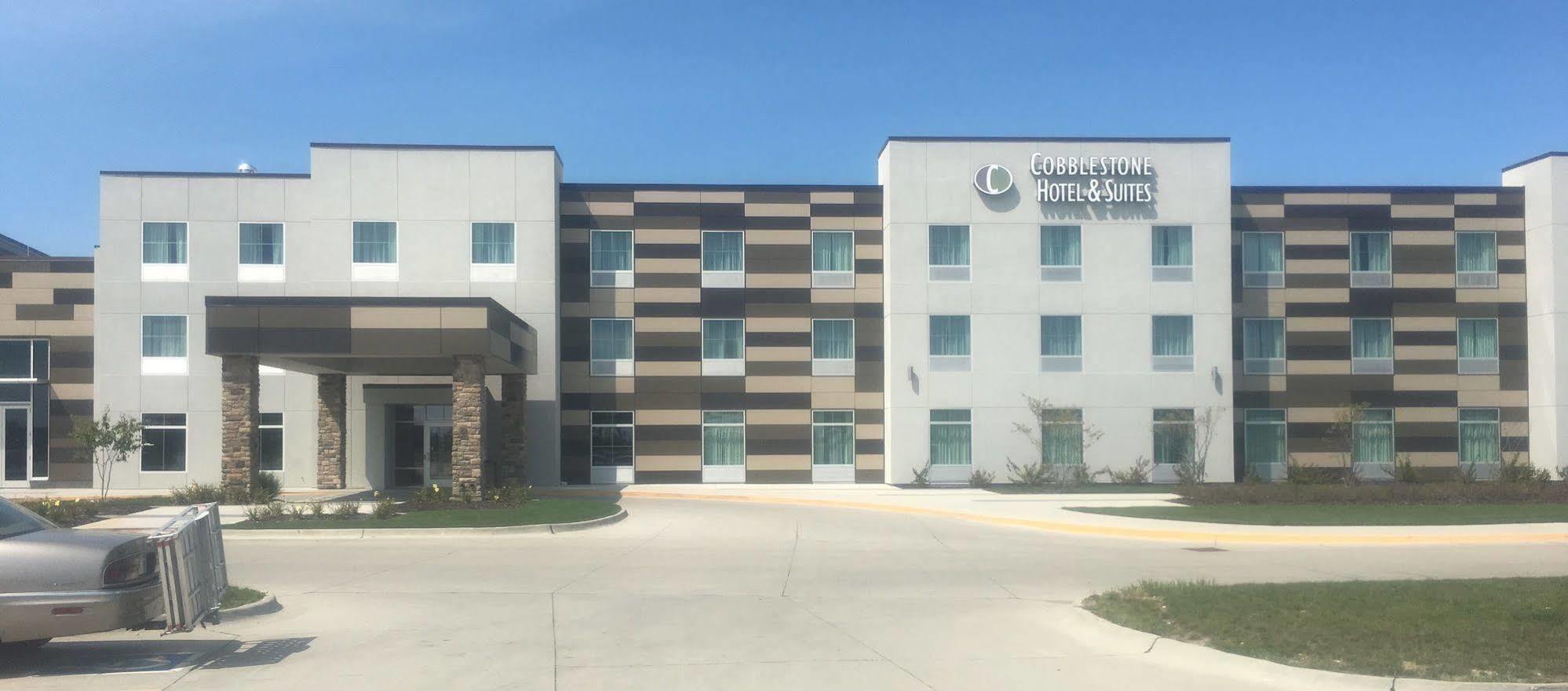 Cobblestone Hotel And Suites - Jefferson Екстериор снимка